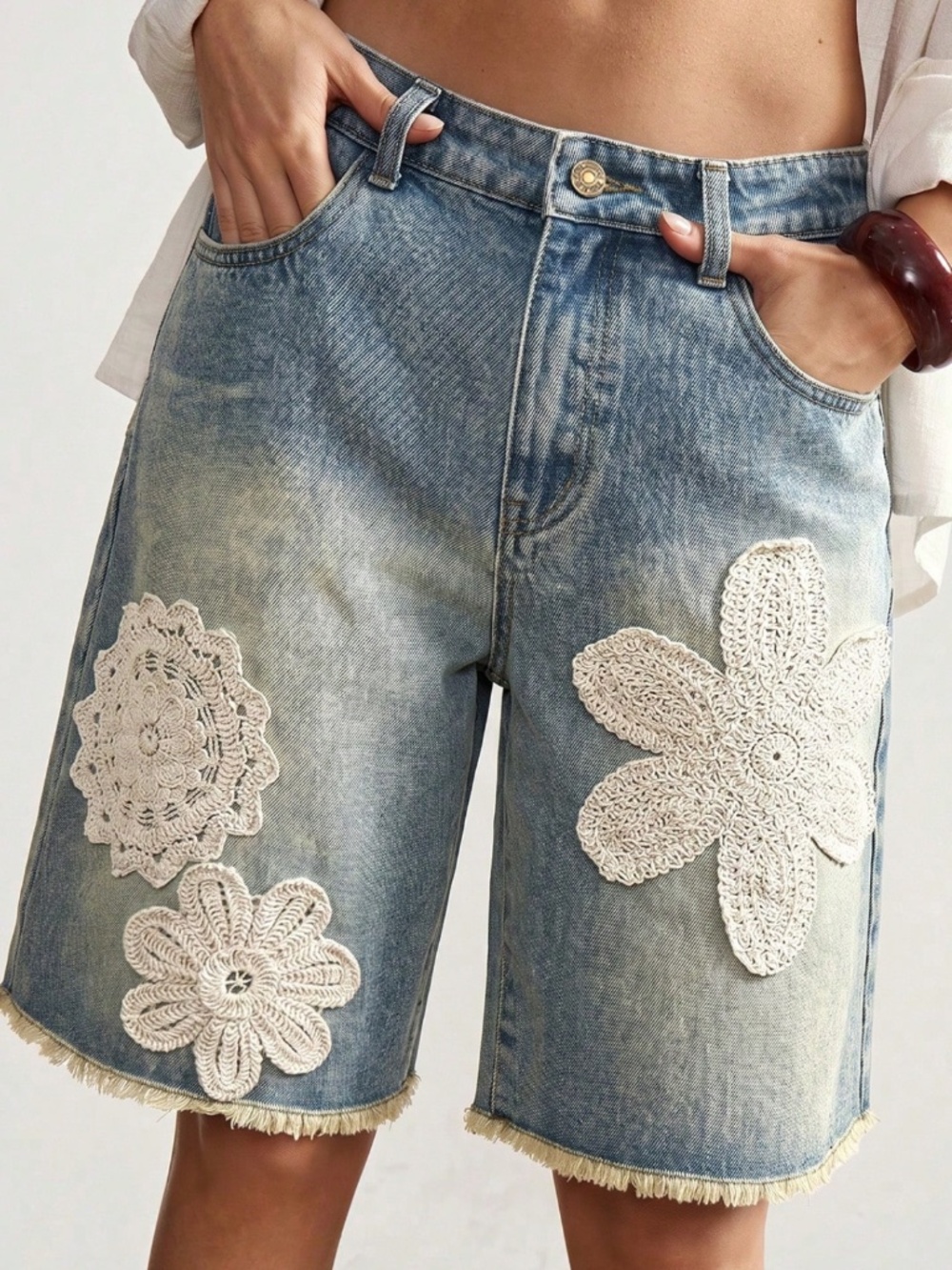Western Floral Embroidered Frayed Hem Denim Jeans Shorts Jorts - Picture 4 of 7
